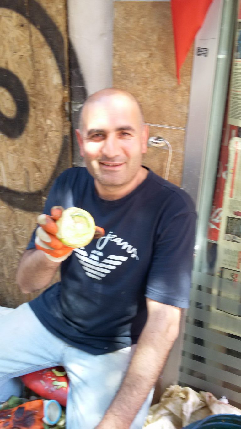 Enginardan  Allah Yazısı Çıktı!!!